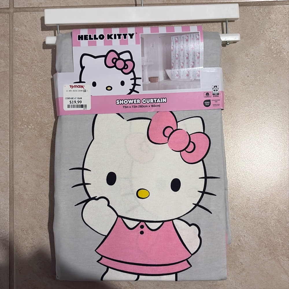 Hello kitty shower curtain 🚿🩷
